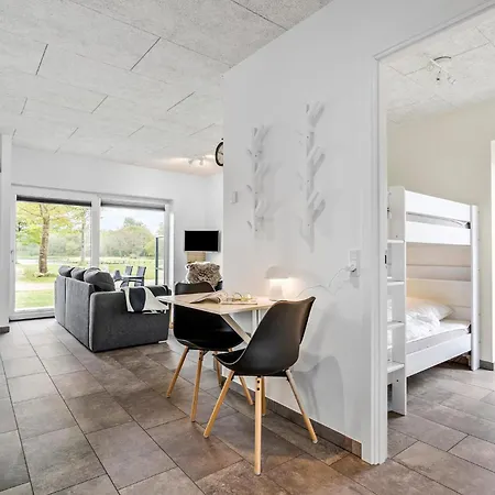 Lovely In With Kitchen Semesterbostad *