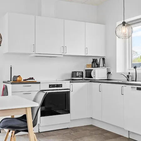 Semesterbostad Lovely In With Kitchen *
