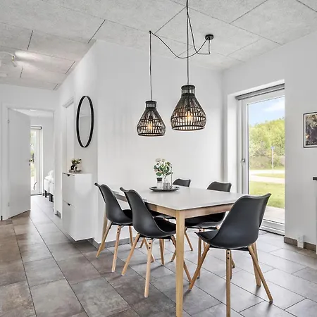 Lovely In With Kitchen Ringkøbing