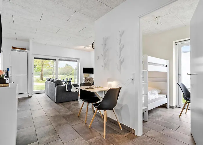 Lovely In With Kitchen Semesterbostad *