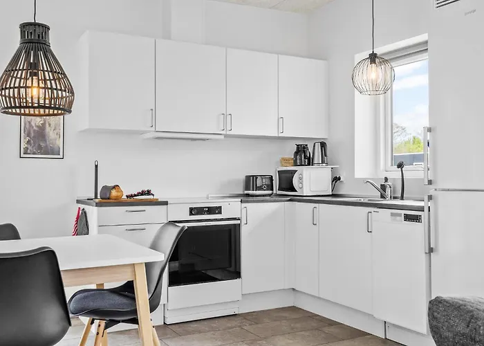 Semesterbostad Lovely In With Kitchen *