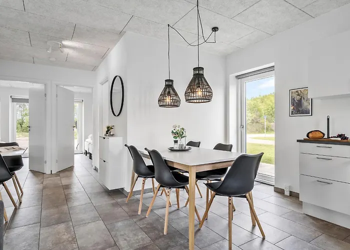 Lovely In With Kitchen Ringkøbing